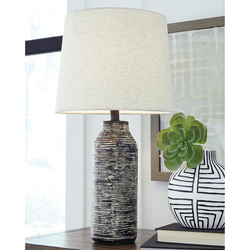  Signature Design by Ashley Mahima Table Lamp L235584 IMAGE 2